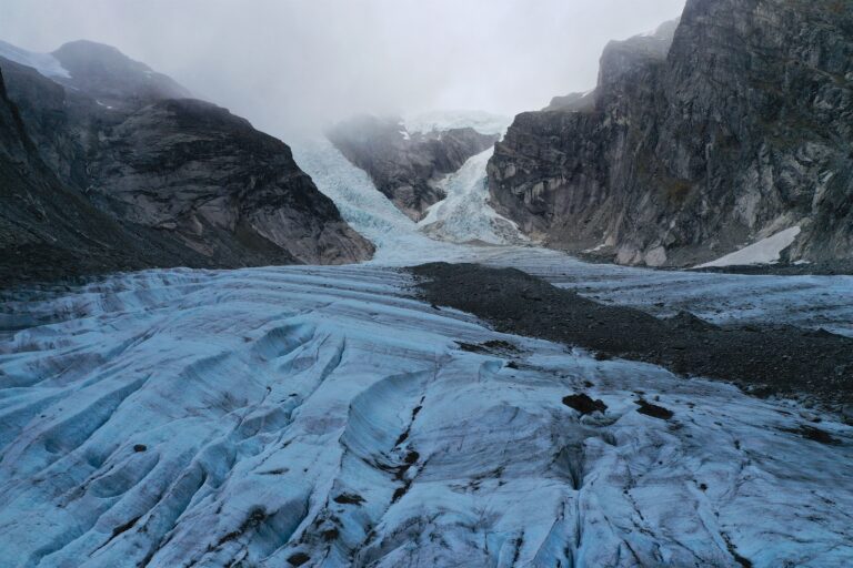 AUSTERDALSBREEN GLACIER AT VEITASTROND